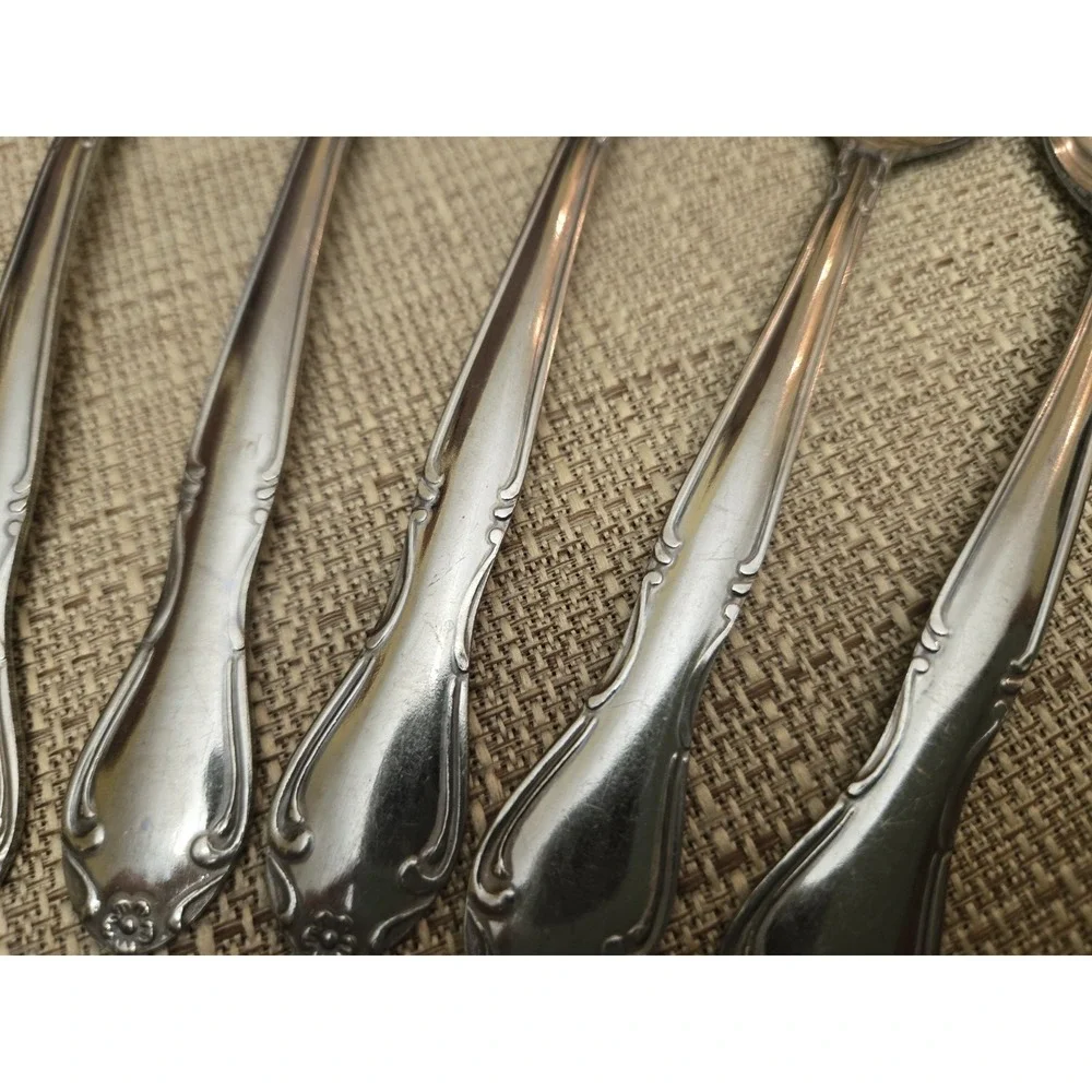 Oneida MELINDA Stainless, Flower Tip, Glossy - -  Lot‎ Of 14 Teaspoons 6 1/4